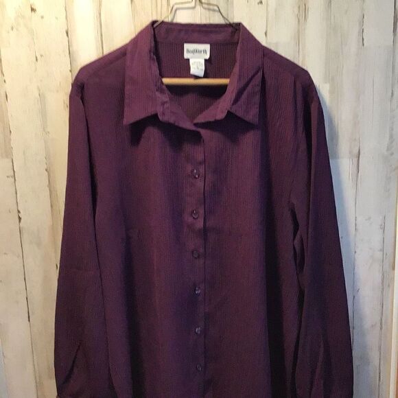 Blouse lightweight and sheer purple by Bon worth size XL - Picture 1 of 5